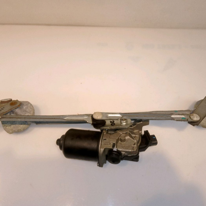 Moteur essuie-glace avant occasion TOYOTA COROLLA VERSO II Phase 1 05-2004->06-2007 136 D-4D 851100F050 2