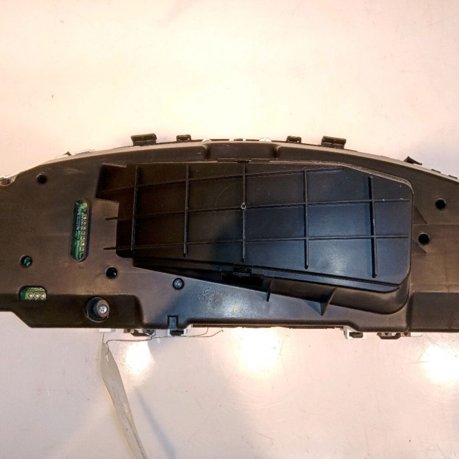 Compteur occasion TOYOTA YARIS II Phase 1 12-2005->11-2009 1.0i 69ch 838000DJ00 2