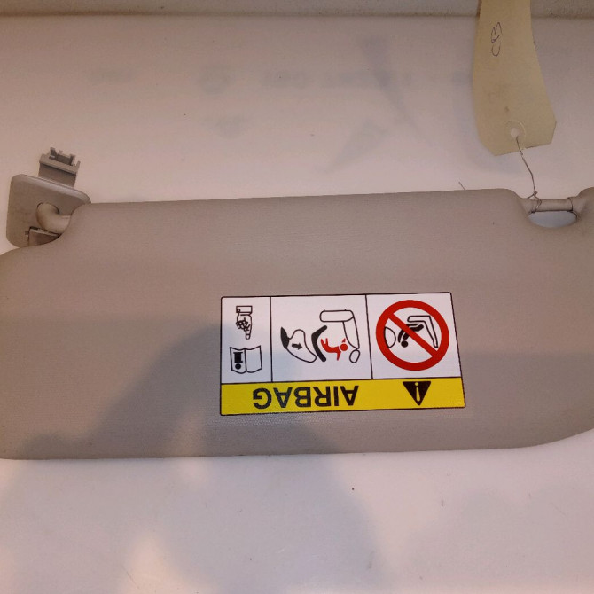 Pare-soleil droit occasion CITROEN C3 III Phase 1 10-2016->... 1.2i 82ch 98100807BJ 2