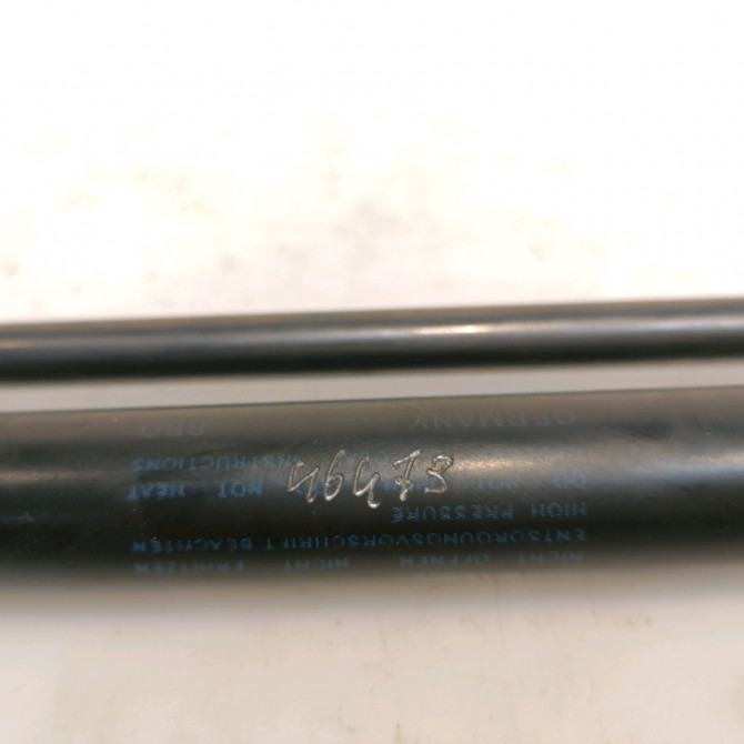 Verin droit hayon occasion VOLKSWAGEN POLO V POLO V Phase 1 2009-09-01->2014-05-31 1.6 TDI 90ch 6R6827550D 3