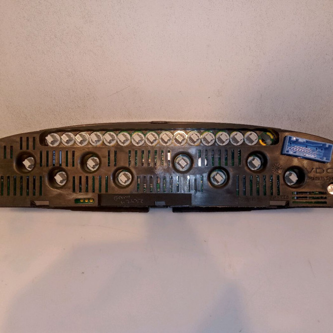 Compteur occasion CITROEN XSARA PICASSO Phase 2 02-2004->12-2010 1.6i 16v 6105G4 2