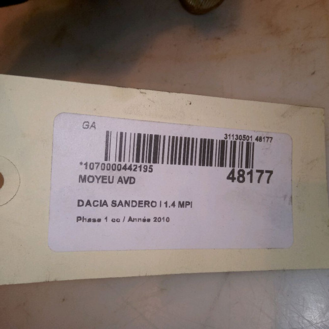 Moyeu avd occasion DACIA SANDERO I Phase 1 06-2008->10-2012 1.4 MPI 75ch 6001547685 5