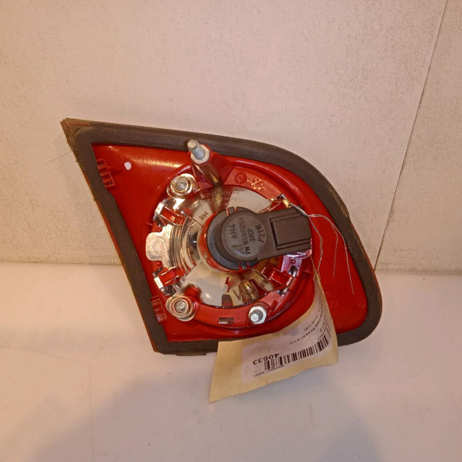 Feu arrière intérieur droit occasion VOLKSWAGEN PASSAT V Phase 1 03-2005->10-2010 1.9 TDI 105ch 3C5945094E 2