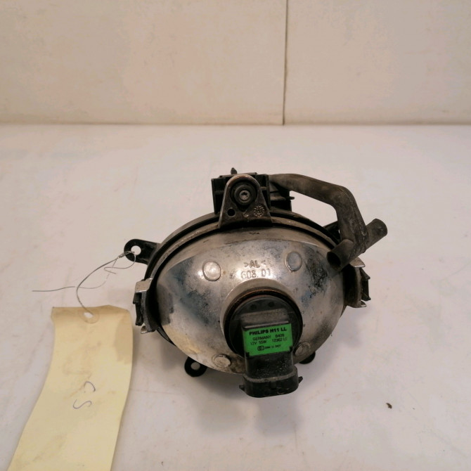 Phare antibrouillard avant droit occasion B.M.W. SERIE 3 IV Phase 2 09-2001->03-2005 320d 63177894018 2