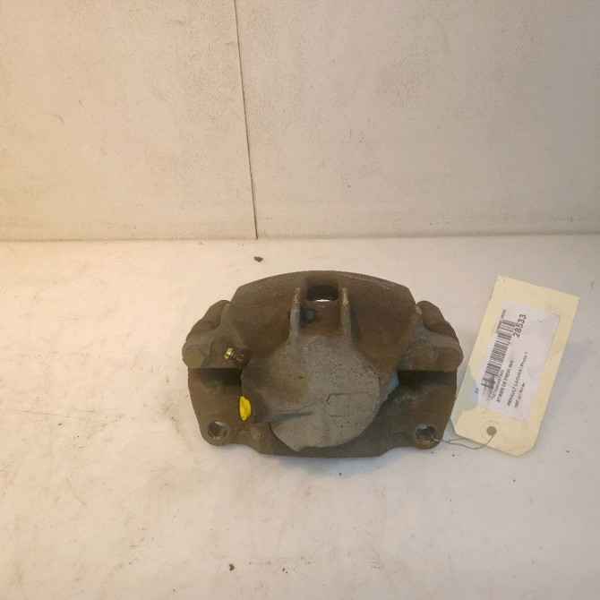 Etrier de frein avant gauche occasion RENAULT LAGUNA I Phase 1 01-1994->04-1998 7701203661 1