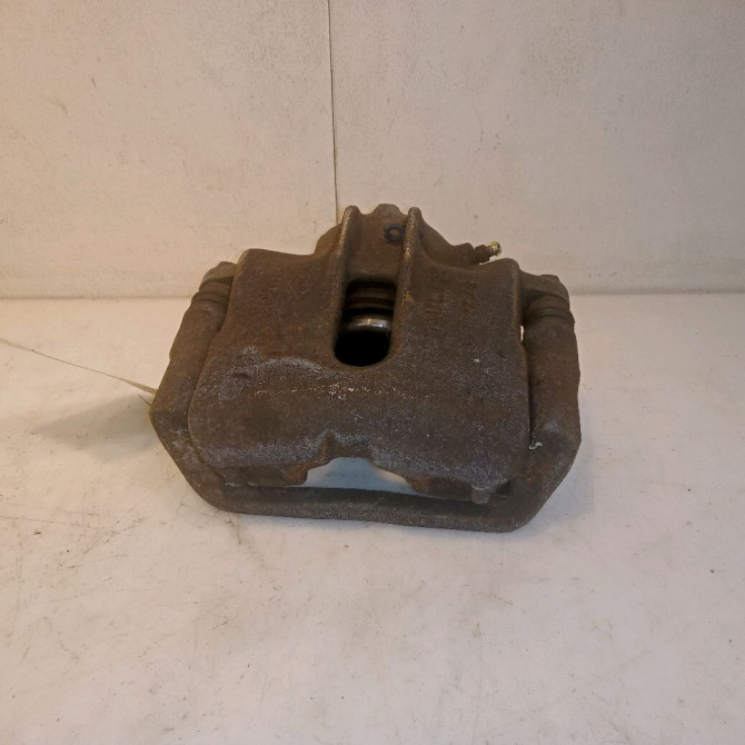 Etrier de frein avant gauche occasion RENAULT LAGUNA I Phase 1 01-1994->04-1998 7701203661 2