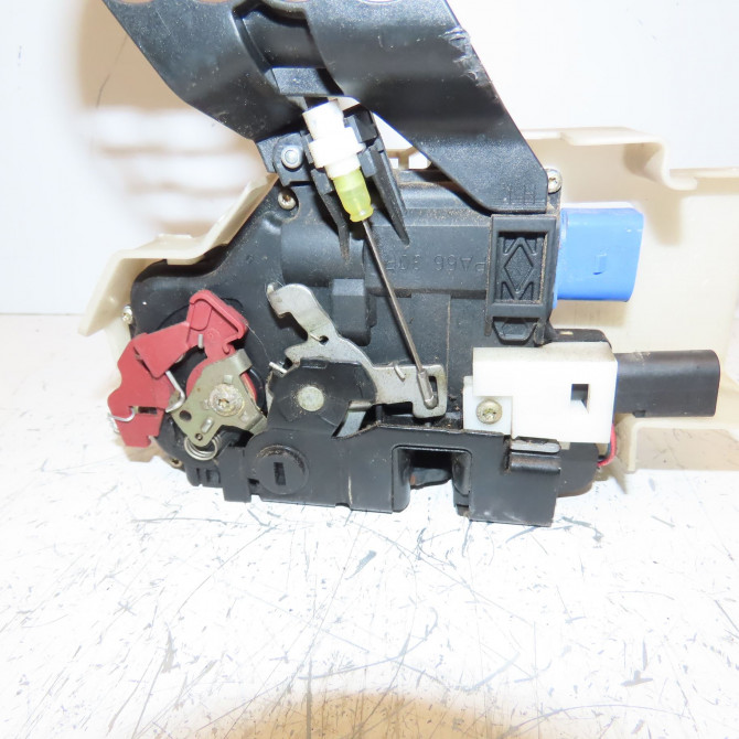 Serrure porte arg occasion VOLKSWAGEN TOUAREG I 7L0839015F 2