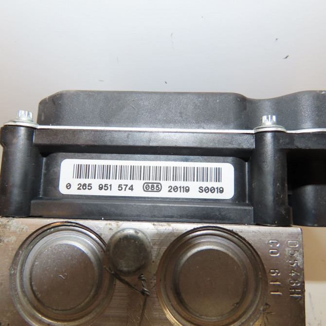 Unité hydraulique ABS occasion PEUGEOT 807 Phase 1 06-2002->12-2014 2.0 HDI 16v 136ch 1606245180 3