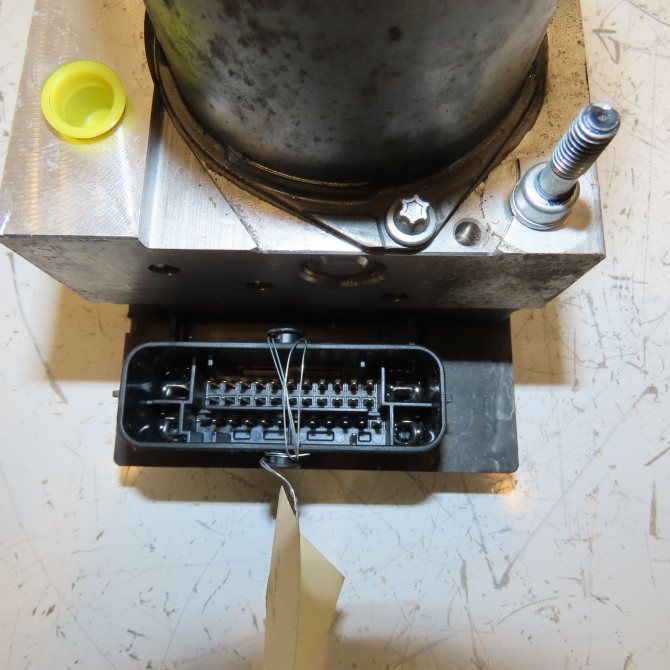 Unité hydraulique ABS occasion PEUGEOT 5008 I Phase 1 11-2009->12-2013 1.6 HDI 112ch 1607510480 2