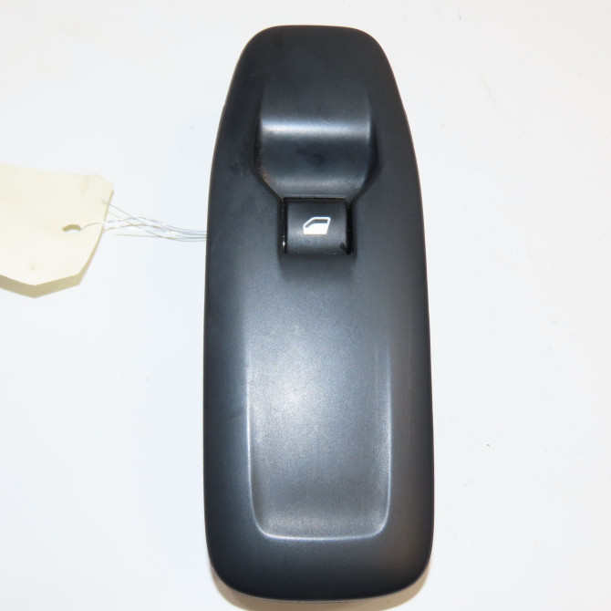 Commande lève-glace porte avant droite occasion PEUGEOT 208 Phase 2 04-2015->... 1.2i 81ch 98242560ZD 1