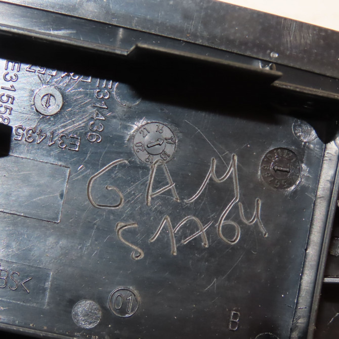 Commande lève-glace porte avant droite occasion PEUGEOT 208 Phase 2 04-2015->... 1.2i 81ch 98242560ZD 5