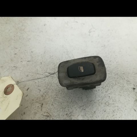 Commande leve-glace porte arrière droite occasion CITROEN C5 I Phase 1 03-2001->09-2004 3.0i 207ch 6554A3