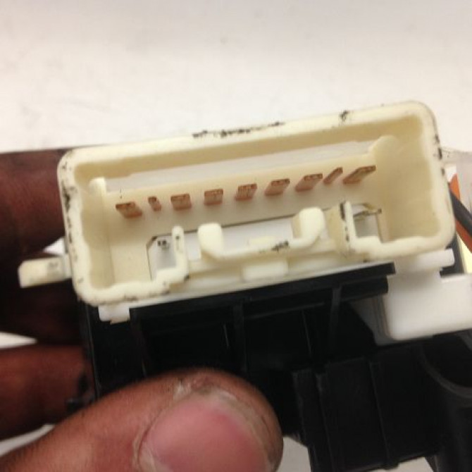 Commande clignotant occasion SUZUKI SX4 I Phase 1 04-2006->03-2014 1.9 DDIS 4X4 3721062JA1 3