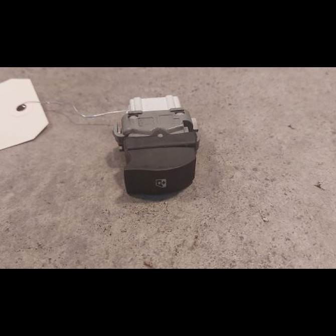 Commande leve-glace porte arrière droite occasion RENAULT MEGANE II Phase 1 09-2003->12-2005 1.6 16v 1