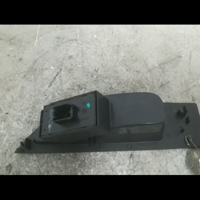 Commande leve-glace porte arrière droite occasion OPEL ASTRA IV Phase 1 01-2010->06-2012 13301888 2