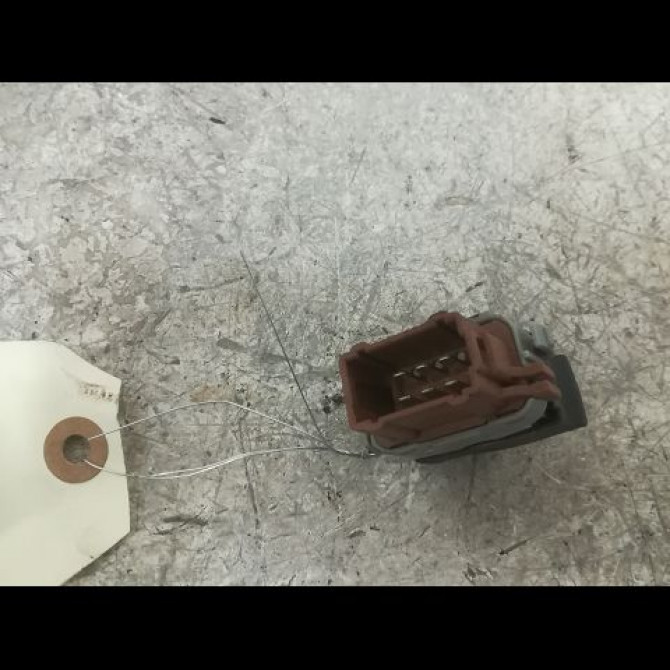 Commande leve-glace porte arrière gauche occasion RENAULT LAGUNA II Phase 1 11-2000->03-2005 1.8i 117ch 8200220507 2