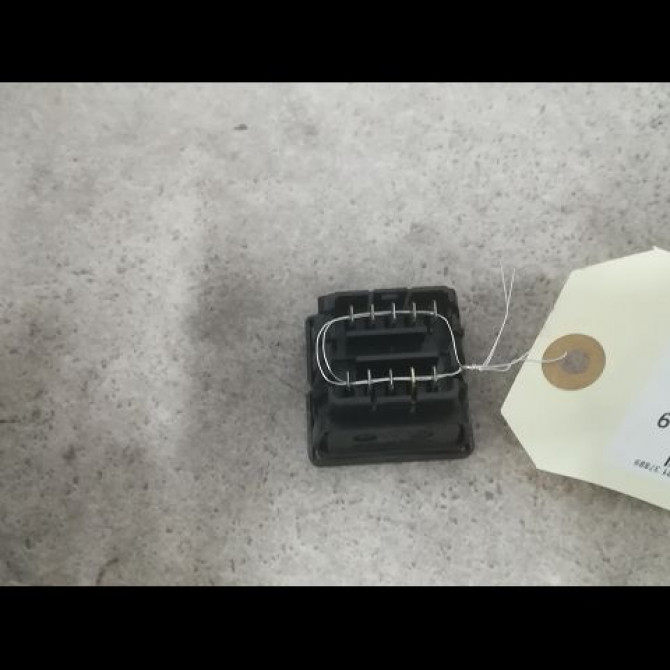 Commande lève-glace porte avant gauche occasion PEUGEOT 405 Phase 2 07-1992->06-1996 1.6i 6552V0 2