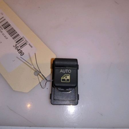 Commande lève-glace porte avant droite occasion JEEP RENEGADE Phase 1 09-2014->... 735603932