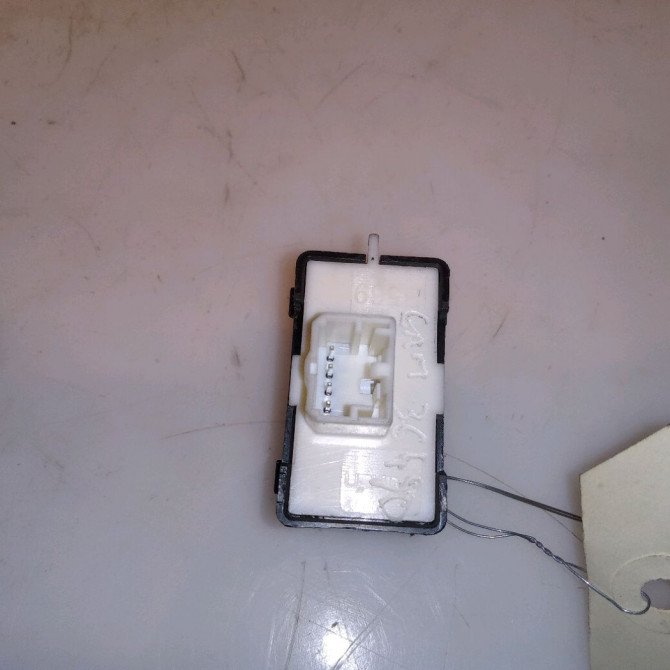 Commande leve-glace porte arrière gauche occasion JEEP RENEGADE Phase 1 09-2014->... 735603932 2