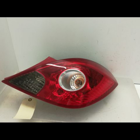 Feu arrière droit occasion OPEL CORSA IV 93189402