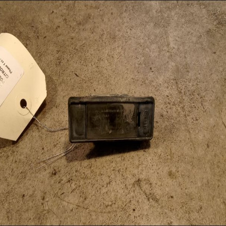 Eclaireur plaque de police g occasion CITROEN C4 I Phase 1 11-2004->07-2008 1.6 HDI 92ch 6340G9