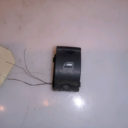 Commande lève-glace porte avant droite occasion AUDI A4 II