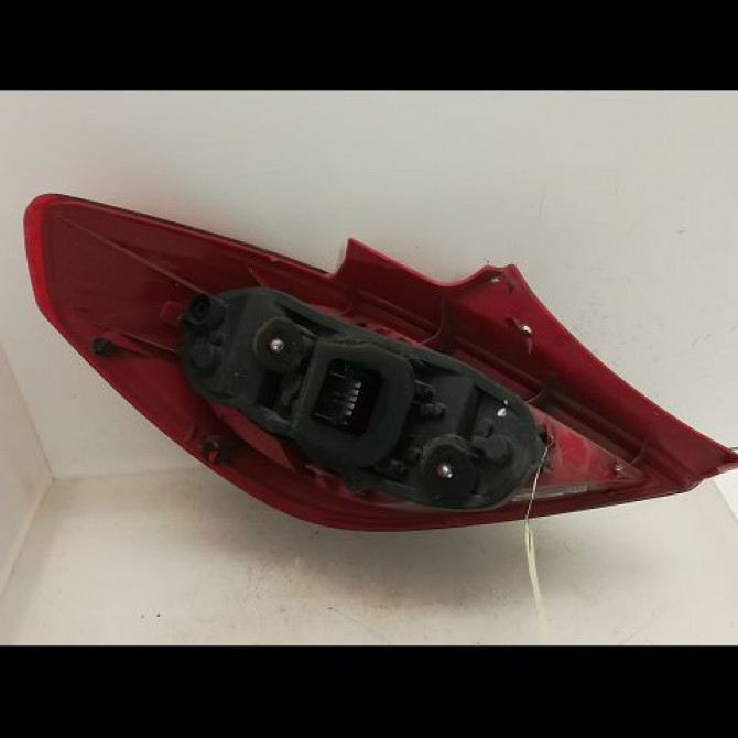 Feu arrière droit occasion OPEL CORSA IV 93189402 2