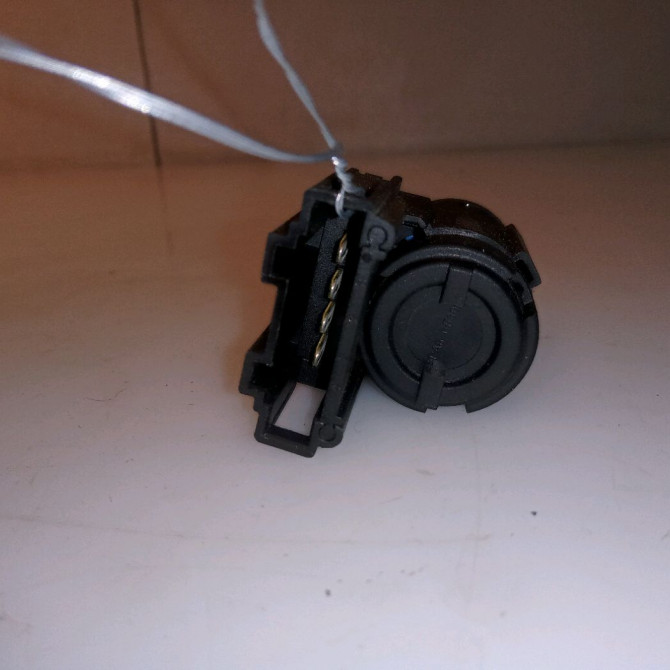 occasion VOLKSWAGEN GOLF V Phase 1 11-2003->10-2008 1.6 102ch 1C0945511ARDW 1