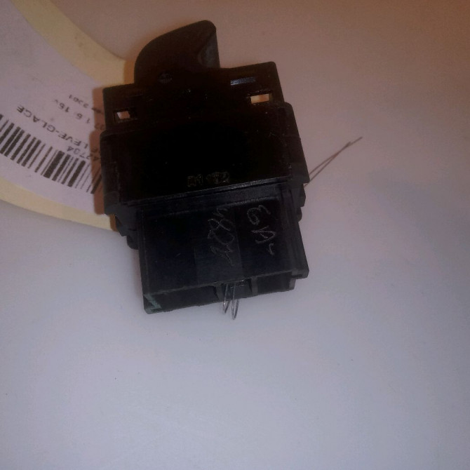 Commande lève-glace porte avant gauche occasion PEUGEOT 307 Phase 1 04-2001->06-2005 1.6i 16v 3