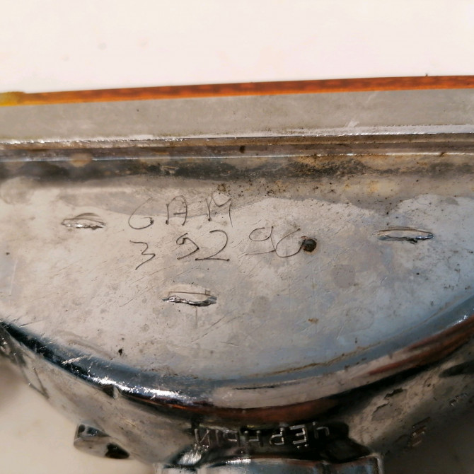 Clignotant gauche occasion LADA NIVA Phase 1 04-1995->04-1999 1.6i 73ch 4