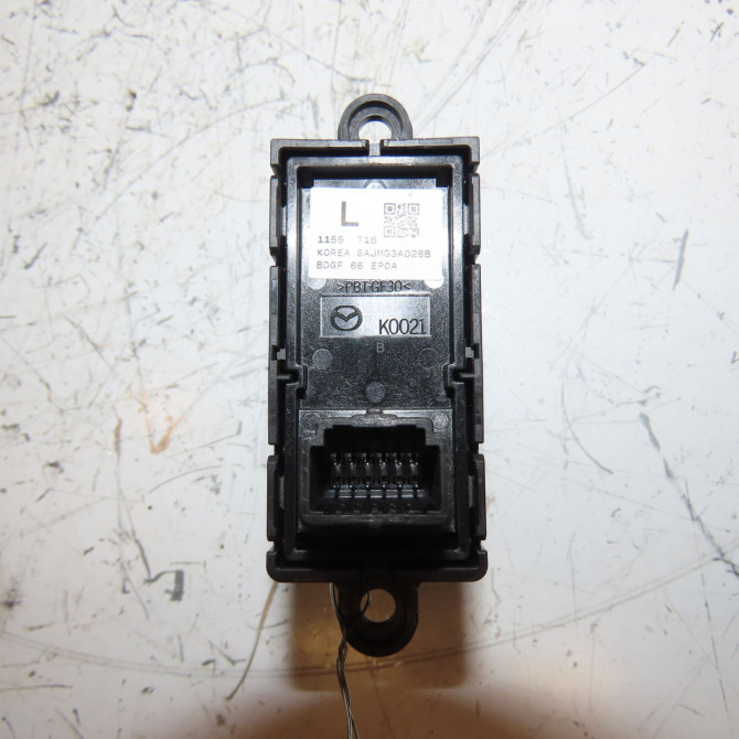 Interrupteur commande de frein a main occasion MAZDA BDGF66EP0A 2