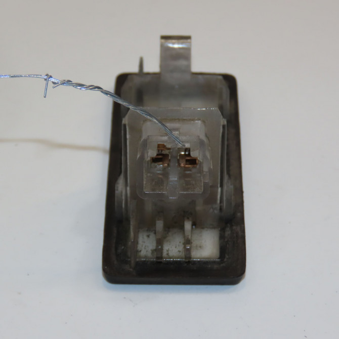 Eclaireur plaque de police g occasion RENAULT SCENIC II Phase 2 09-2006->04-2009 1.9 DCI 130ch 8200013577 3