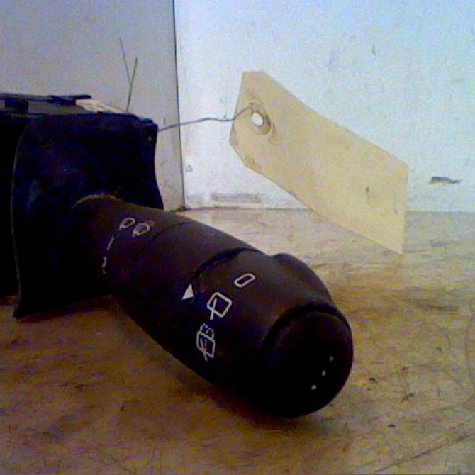 Commande essuie glace occasion DACIA SANDERO I Phase 1 06-2008->10-2012 1.5 DCI 85ch 6001551358 1