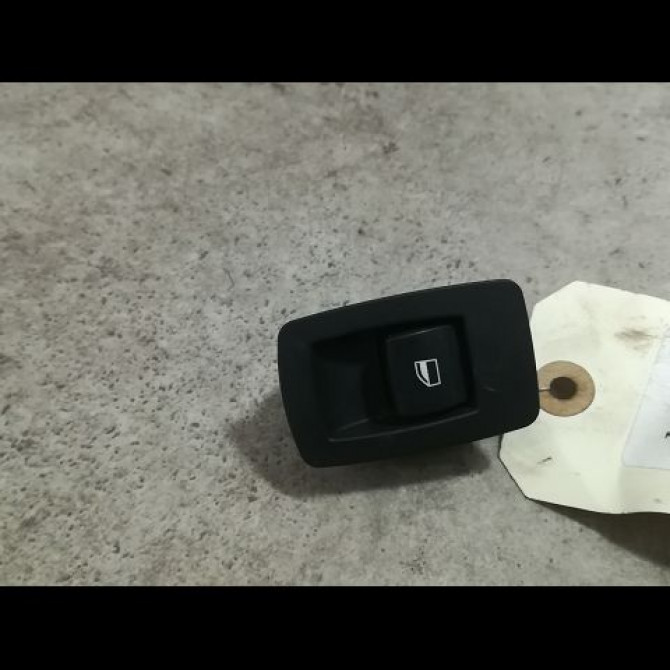 Commande leve-glace porte arrière droite occasion B.M.W. SERIE 1 I Phase 1 01-2007->07-2011 120d 177ch 61316945874 1