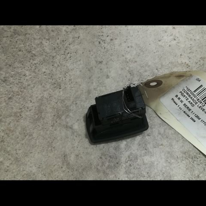 Commande leve-glace porte arrière droite occasion B.M.W. SERIE 1 I Phase 1 01-2007->07-2011 120d 177ch 61316945874 2