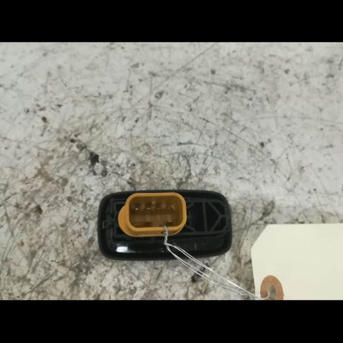 Commande lève-glace porte avant droite occasion FORD FIESTA VI Phase 1 10-2008->11-2012 1.4 TDCI 68ch 2