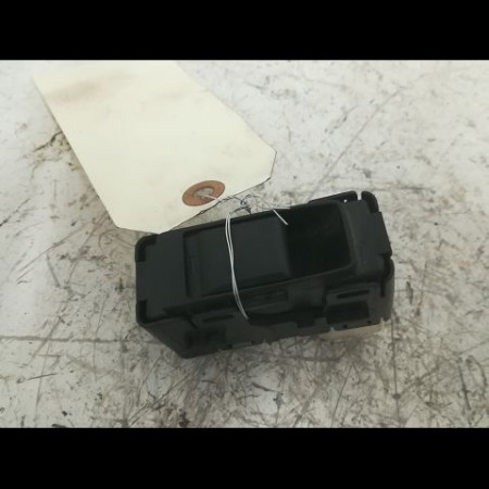 Commande leve-glace porte arrière droite occasion DODGE CALIBER Phase 1 06-2006->... 2.0 CRD 68018920AA