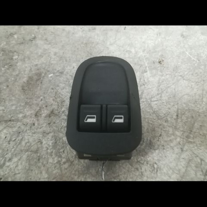 Commande lève-glace porte avant gauche occasion PEUGEOT 206 Phase 2 02-2003->02-2009 1.4 HDI 70ch 6552WP 1