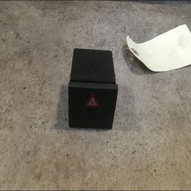 Bouton de warning occasion OPEL MERIVA I Phase 2 01-2006->09-2010 1.7 CDTI 100ch 13268422 1