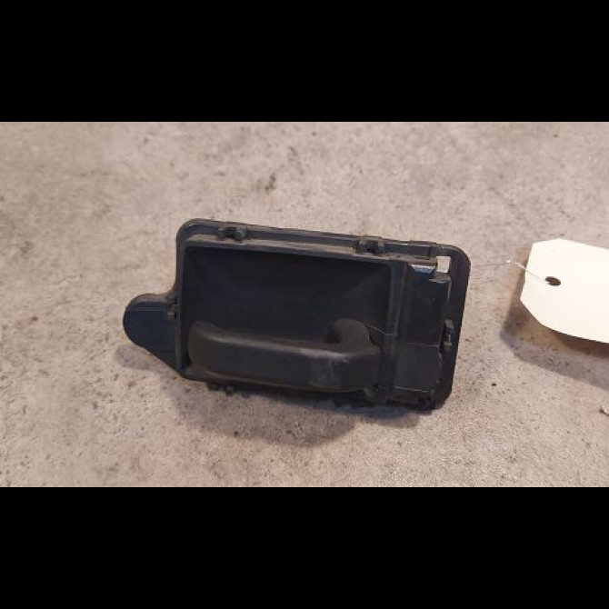 Poignee int porte ard occasion PEUGEOT 106 Phase 2 04-1996->09-2003 1.4i 1
