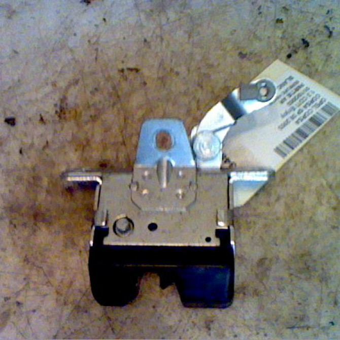 Serrure hayon occasion OPEL CORSA III Phase 2 08-2003->09-2006 1.3 CDTI 90534769 2