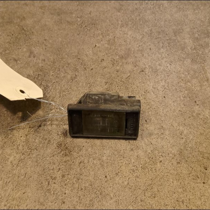 Eclaireur plaque de police d occasion CITROEN C4 I Phase 1 11-2004->07-2008 1.6i 16v 6340G9 1