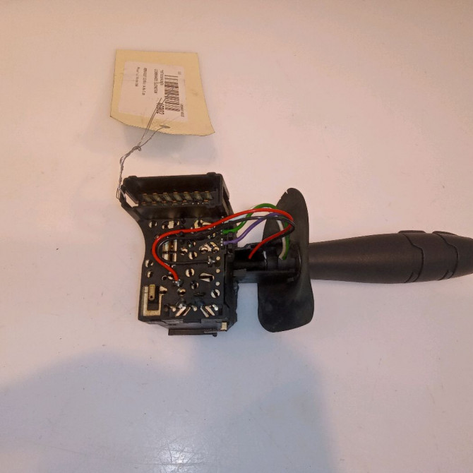 Commande clignotant occasion RENAULT CLIO II Phase 1 03-1998->06-2001 1.4i 8v 75ch 7701064226 2