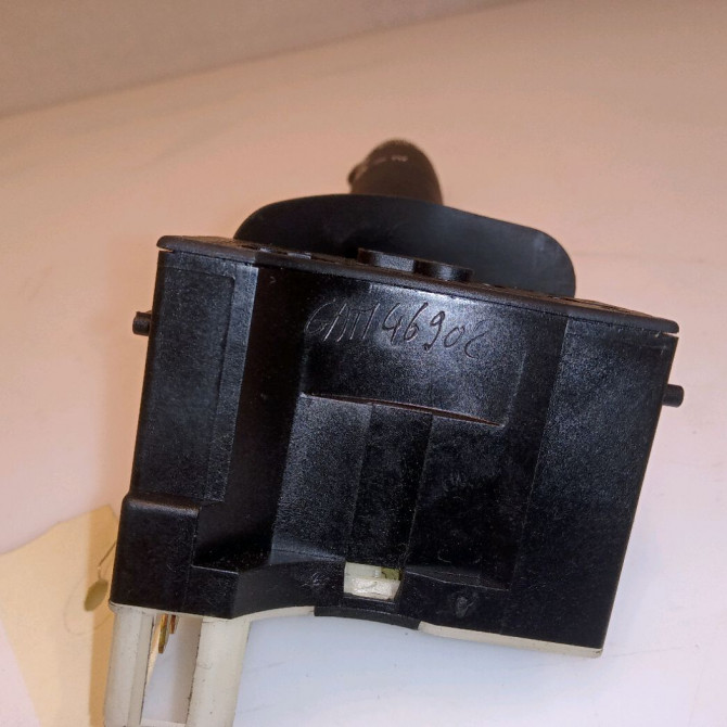 Commande essuie glace occasion RENAULT CLIO II Phase 1 03-1998->06-2001 1.4i 8v 75ch 3