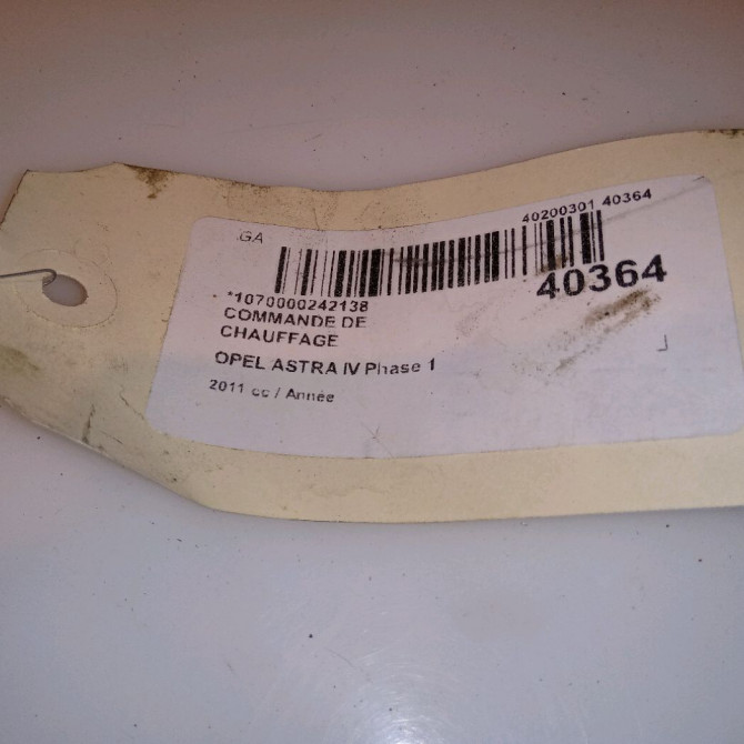 Commande de chauffage occasion OPEL ASTRA IV Phase 1 01-2010->06-2012 13360104 4