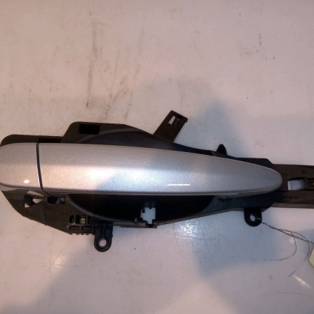 Poignee ext porte ard occasion B.M.W. SERIE 3 V Phase 1 03-2005->09-2008 320d 177ch 51217207562