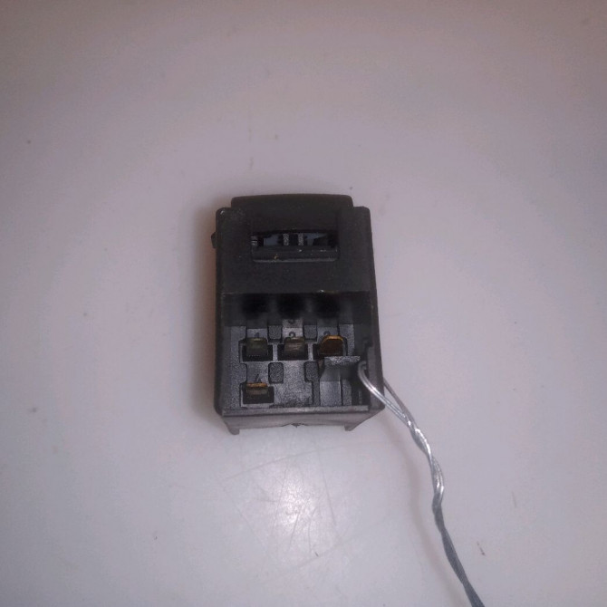 Commande leve-glace porte arrière droite occasion VOLKSWAGEN PASSAT IV Phase 1 10-1996->10-2000 1.9 TDI 90ch 2