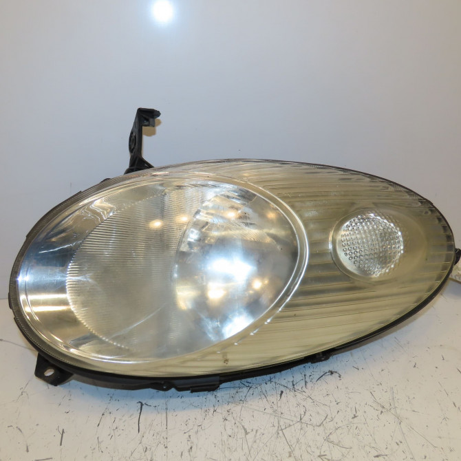 Phare droit occasion NISSAN MICRA III Phase 1 01-2003->07-2005 1.5 DCI 65ch 26010AX700 1