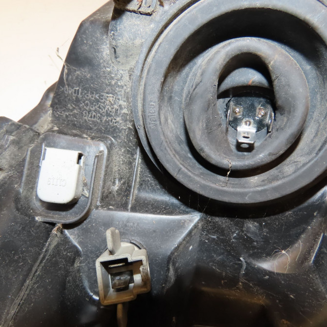 Phare droit occasion NISSAN MICRA III Phase 1 01-2003->07-2005 1.5 DCI 65ch 26010AX700 3