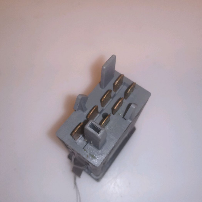 Bouton de warning occasion VOLKSWAGEN PASSAT IV Phase 1 10-1996->10-2000 1.9 TDI 90ch 3B0953235E01C 2